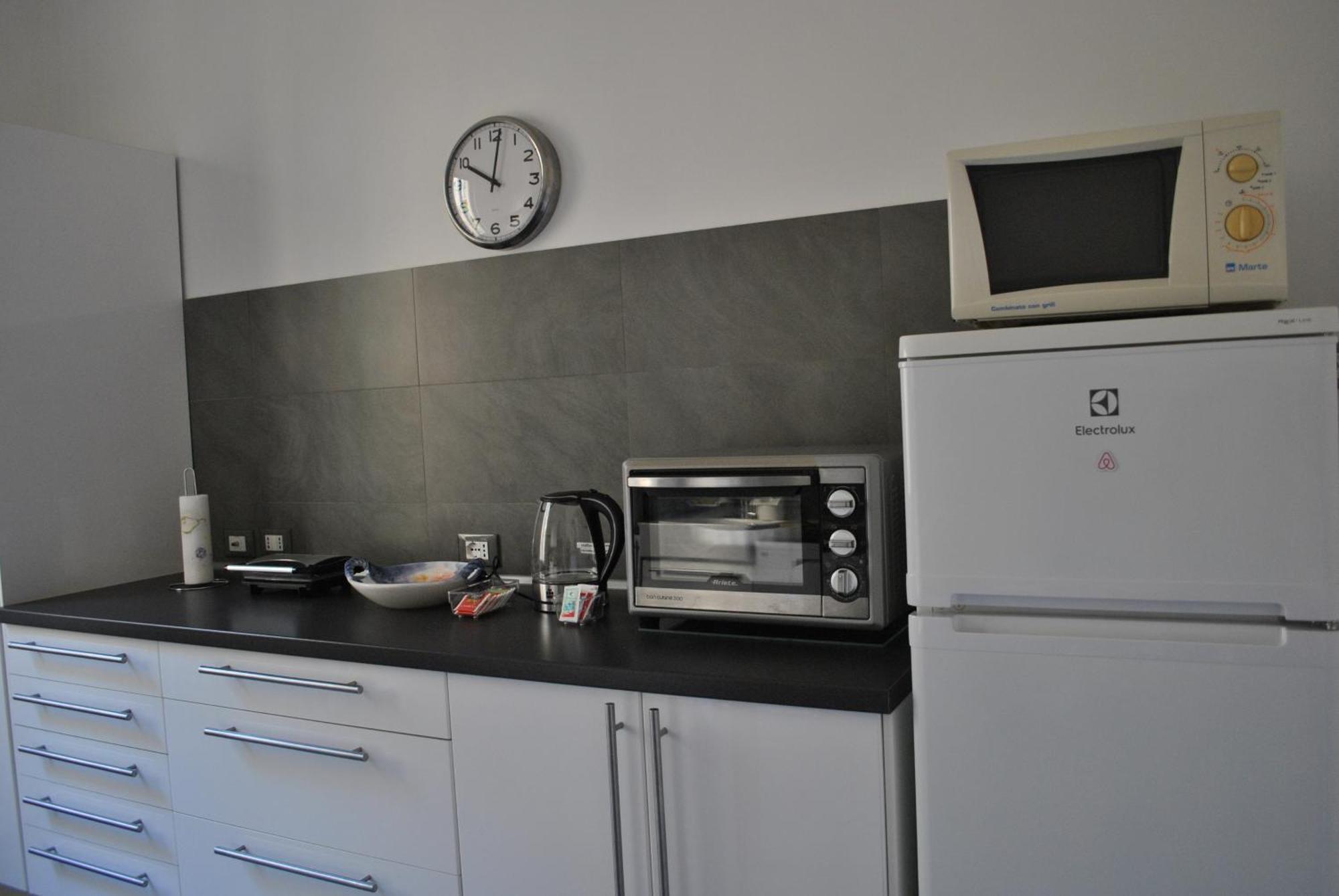 Waterfront Apartment ลาสเปเซีย ภายนอก รูปภาพ